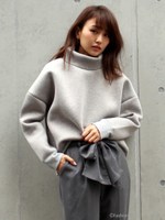 ボトルネックバックチュールプルオーバー/BLK