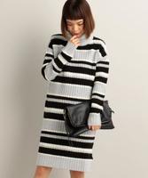 マルチボーダー柄ニットワンピース