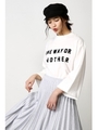 【AZUL by moussy】26/-綿天竺バック釦ロゴTee/BEG