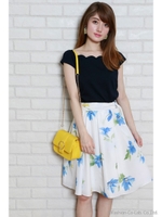 大花プリントスカート/ネイビー