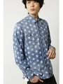 【AZUL by moussy】スター総柄ライトオンスデニム長袖シャツ/NVY