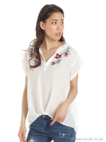 刺繍スキッパーシャツ/オフホワイト