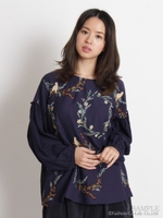 リースブーケ立体刺しゅうブラウス/ネイビー