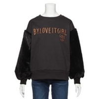 【50%OFF】袖フェイクファー切り替えロゴ入りトレーナー