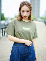 ローズ花柄刺繍Tシャツ