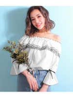 【CHILLE】花柄パイピングオフショルトップス/ホワイト(001)