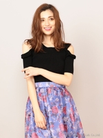 オープンショルダーラッフルニット/ブラック