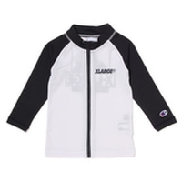 Championコラボロゴ入りラッシュガード