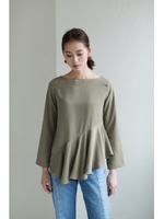 【AZUL BY MOUSSY】アシンメトリーフレア長袖Tブラウス/KHA