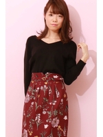 袖パール付き総針Vニット/ブラック(010)