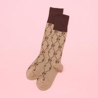 【30%OFF】ロゴ柄ジャカードハイソックス