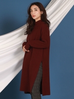 サイドスリットの入ったロングチュニックニット/ボルドー