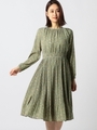 シャーリングプリーツワンピース/ライトグリーン