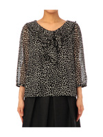 ティアードラッフル ジラフブラウス