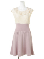 フリルカラーレースニットワンピース