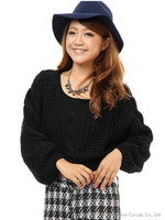 ショートケーブルニット