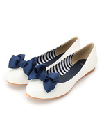 リボンクリップ付きフラットシューズ