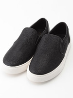 【control freak】メタリックスリッポン