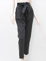 ピンストライプテーパードパンツ