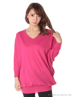 Vネックドルマンニット