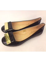 金具モチーフカラーエナメルバレエシューズ