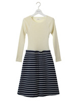 リブニット×布帛ワンピース