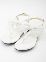 フロントリボンサンダル