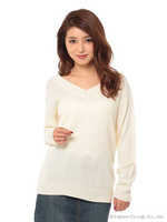 Vネックニットプルオーバー/オフホワイト