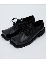 【IKUMI】SQUARE SHOES/WHITE