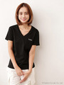 【KiiRA】LUCKY EMB V-TEE/BLK