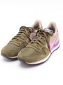 NIKE INTERNATIONALIST/カーキ(027)