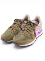 NIKE INTERNATIONALIST/カーキ(027)