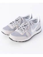 NIKE WMNS INTERNATIONALIST/ライトグレー(011)