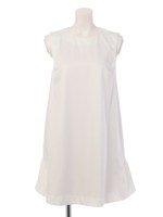 バックフリルサテンドレス/ブラック