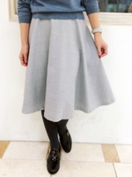 ウールフレアーミディスカート/ブラック柄