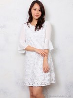 袖フレアーレースワンピ/ホワイト