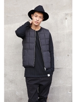 【AZUL by moussy】マイクロタフタキルト中綿ベスト/BLK