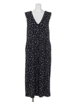 【LOOKBOOK、MOOK掲載アイテム】クロップド丈Vネックコンビネゾン/柄NVY