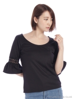 袖フレアレース使いトップス/オフホワイト