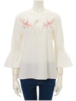 Vネックフラワー刺繍ブラウス/サックス