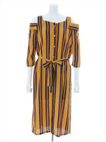 オープンショルダーストライプ柄ワンピース/マスタード