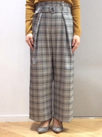 タックDカンベルトワイドパンツ/ブラック柄