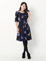フィット&フレアー花柄ワンピース/シロ