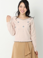 Vネック装飾刺繍プルオーバー/シロ