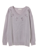刺繍入りVネックニットプルオーバー/ライトグレー