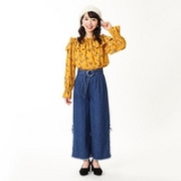 【65%OFF】【ニコラ掲載】花柄オフショルダーブラウス