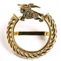 バーバリー ホースロゴアクセサリー ゴールド コーデのポイントに 24203