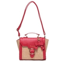 ベルトつきフラップショルダーバッグ