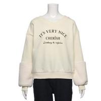 【50%OFF】フェイクファー袖ロゴ入り裏毛トレーナー