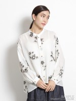 ウールツイルミルド モザイクフラワープリントブラウス/オフホワイト